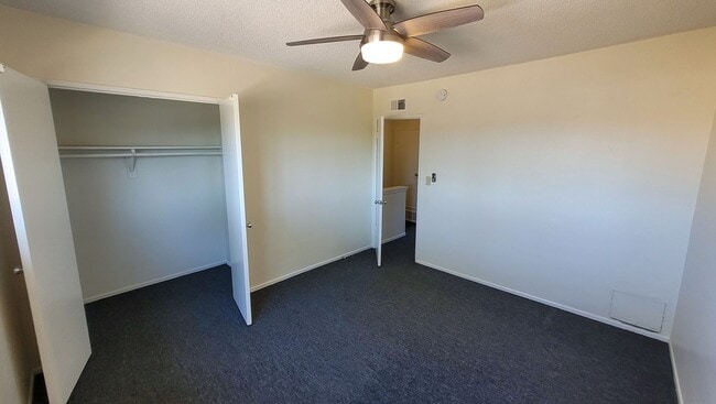 Building Photo - n8031