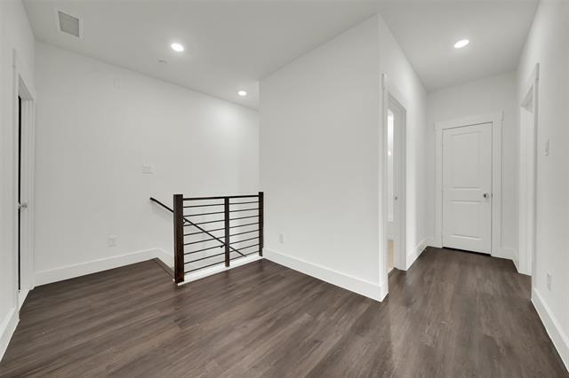 Building Photo - 2717 Garden Gate Ln