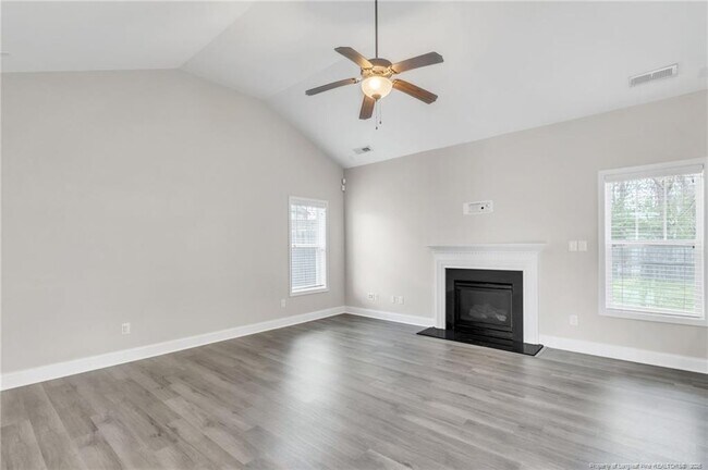 Building Photo - 127 Ganton Dr