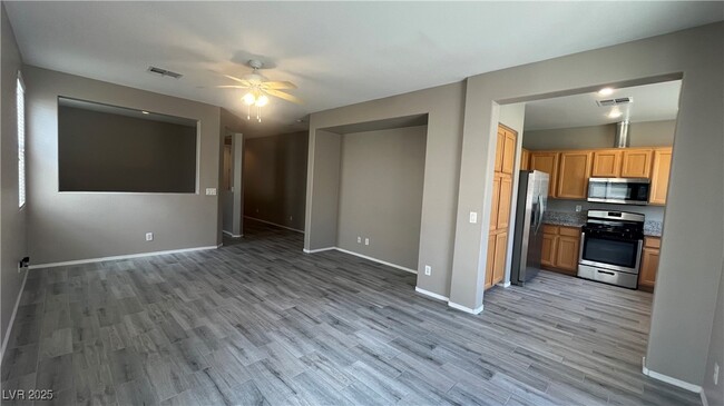 Building Photo - 7299 Forest Village Ave