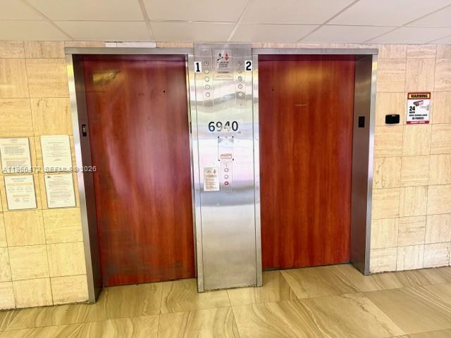 Building Photo - 6940 Miami Gardens Dr