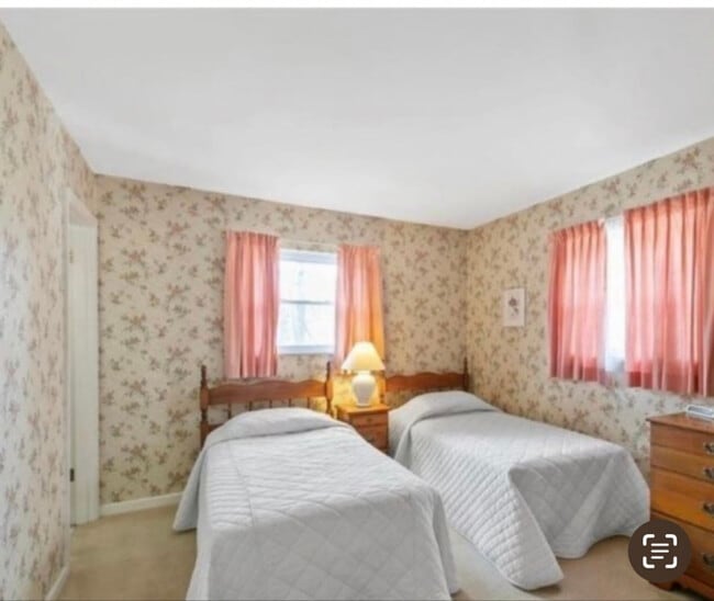 Building Photo - 9332 Litzsinger Rd