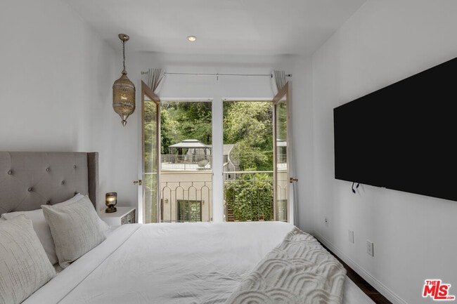 Building Photo - 10023 Westwanda Dr