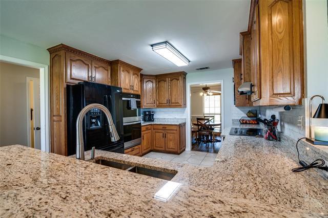 Building Photo - 16445 Co Rd 221