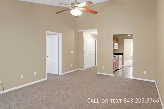 Building Photo - 7885 Park Gate Dr