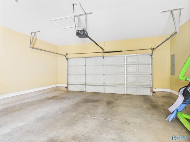 Building Photo - 413 White Petal St SW