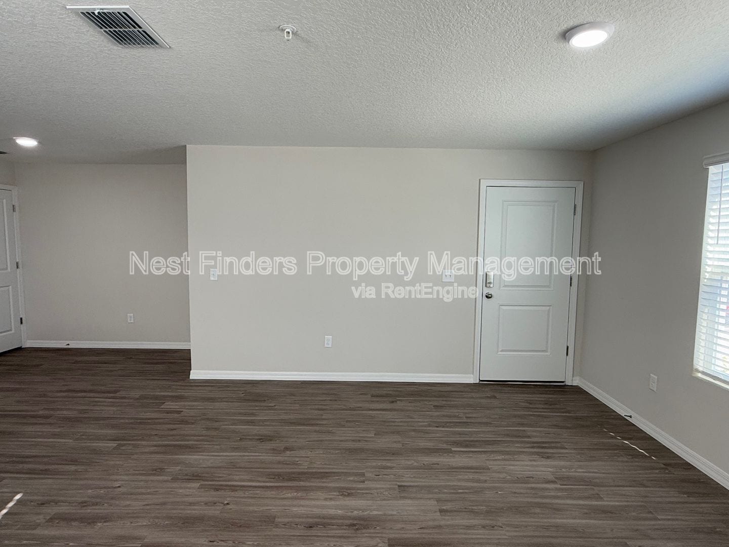 Building Photo - 11454 Oakfield Ct