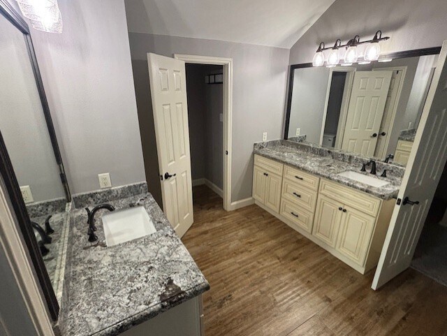 Building Photo - 2370 Calypso Ln