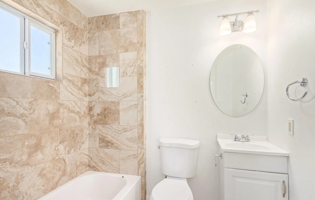 Building Photo - 4319 S 15th Ave