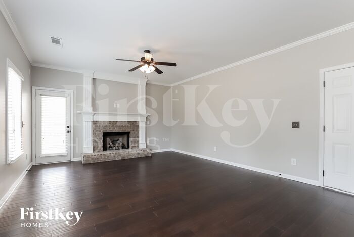 Building Photo - 349 White Birch Ln