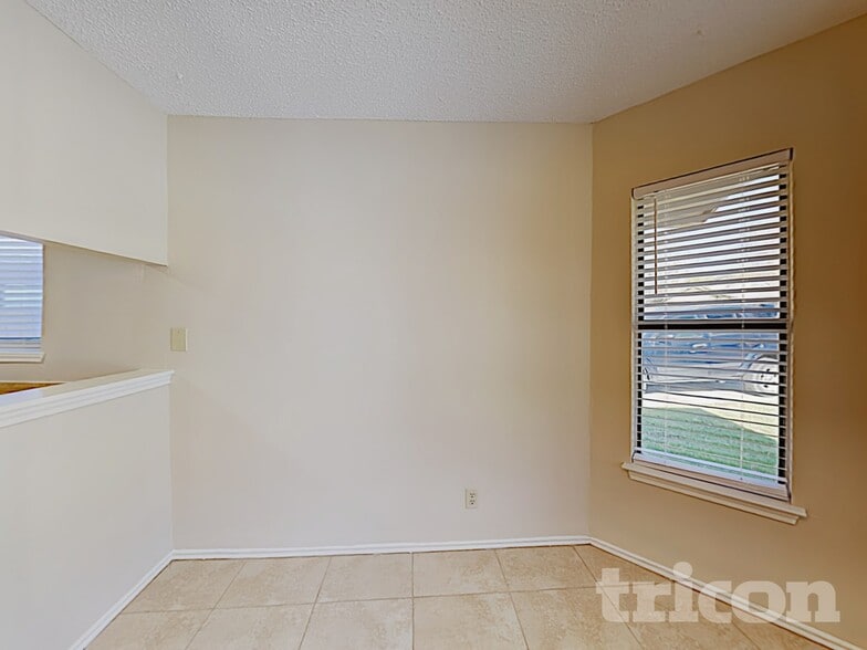 Building Photo - 8058 Pioneer Trail Dr