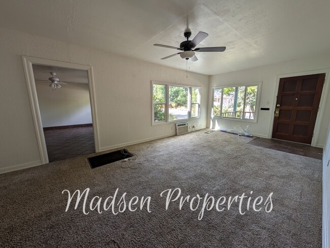 Building Photo - 1223 Arcadian Ave