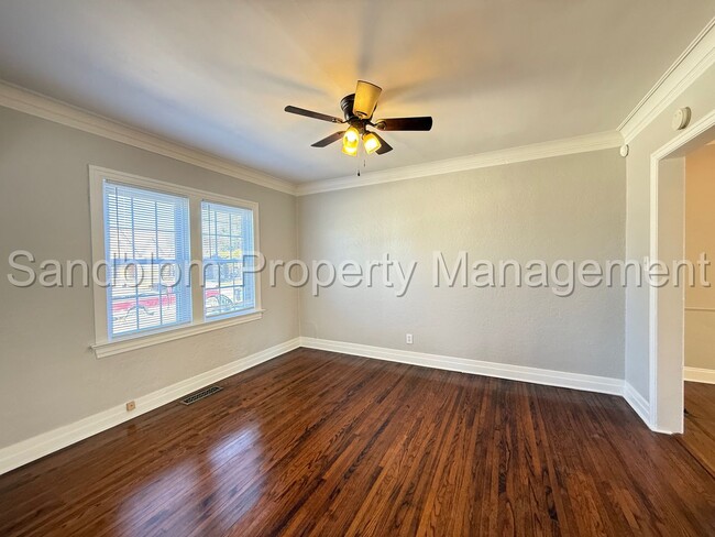 Building Photo - For Lease | Florence Park Duplex | $975 Rent