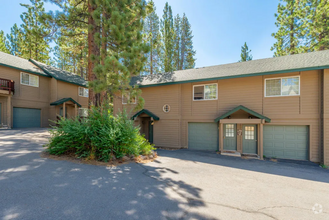 Building Photo - Summer Lease: Tahoe Donner Townhome Packed...