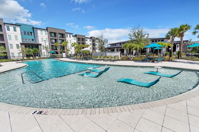 Building Photo - AVLI AT CROSSTOWN CENTER APARTMENTS