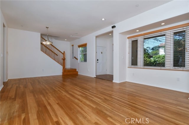 Building Photo - 9640 Farragut Dr