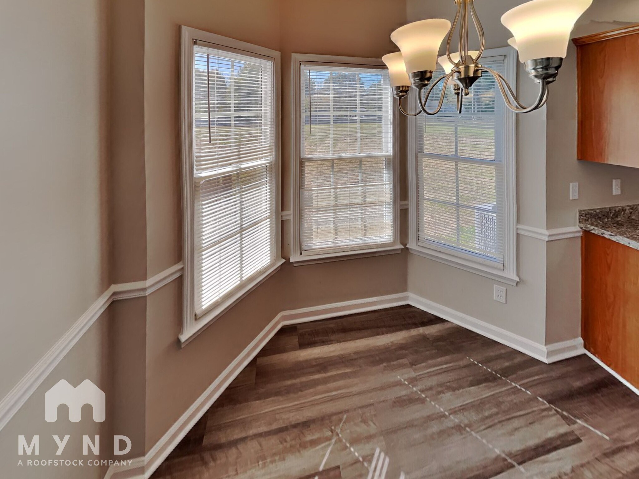 Building Photo - 9043 Silver Coach Ln