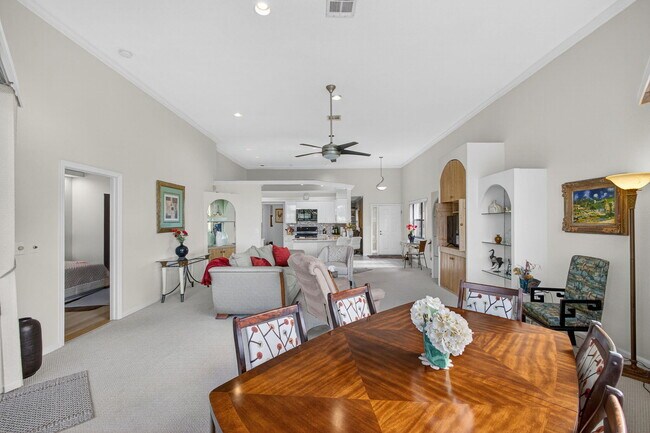 Building Photo - 773 Windermere Way