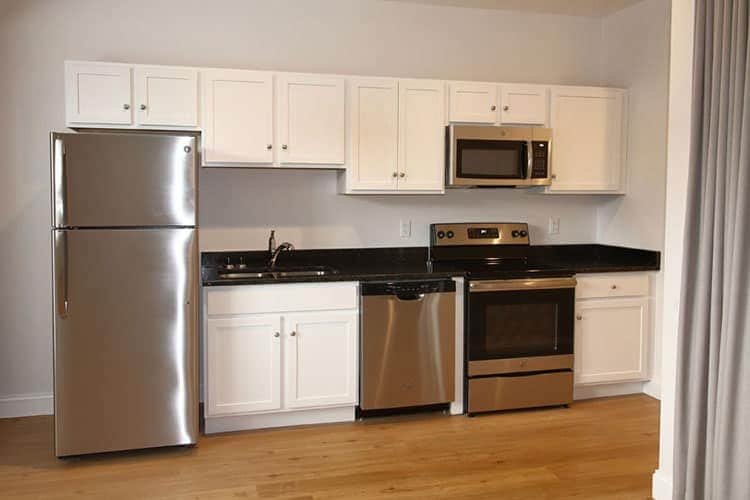 Building Photo - 117 S Main St