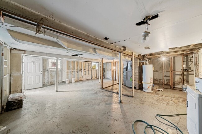 Building Photo - 11837 S Sangamon St