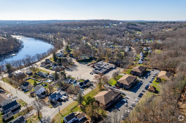 Aerial Photo - Riverbend Condominiums