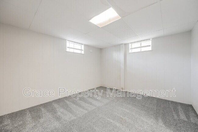 Building Photo - 2610 S Gaylord St