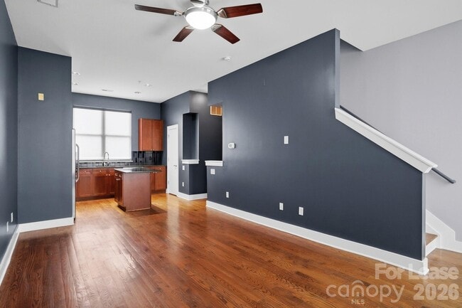 Building Photo - 440 N McDowell St