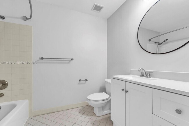 Building Photo - 3926 Adra Ave