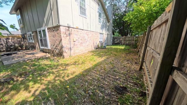 Building Photo - 14 Merrie Cir