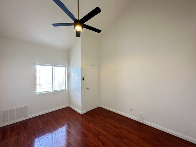 Building Photo - SILVERADO VILLAS