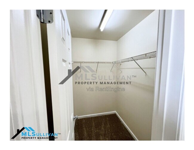 Building Photo - 5403 Danube Ln