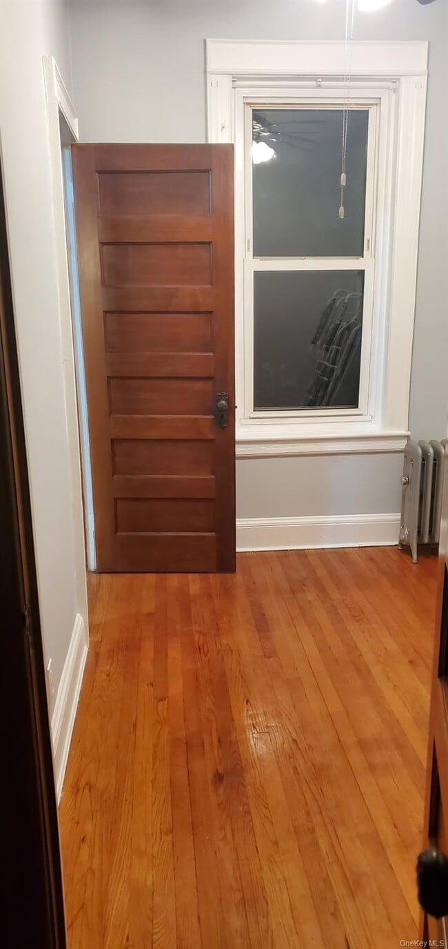 Building Photo - 86-33 76th St