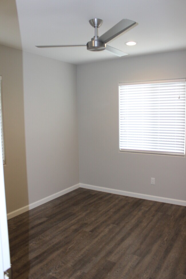 Building Photo - 7043 Saranac St