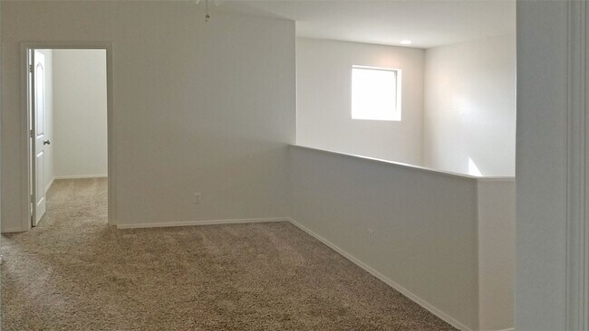 Building Photo - Four Bedroom home for rent in Magma Ranch for under $2000.00