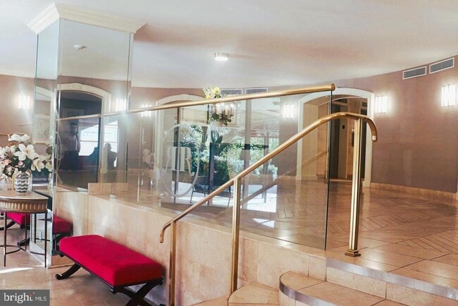 Building Photo - 8350 Greensboro Dr