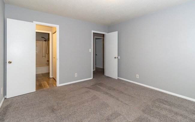Building Photo - 9157 Cedarpark Ln NW