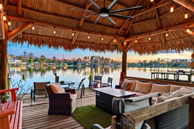 Building Photo - 19220 Lake Allen Rd