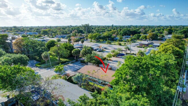 Building Photo - 934 NW 4th Ave