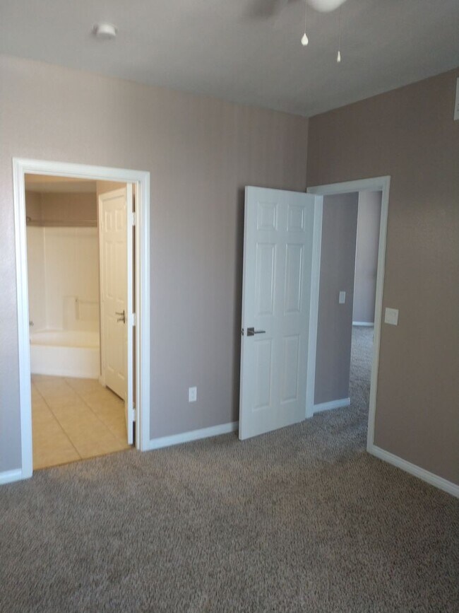 Building Photo - 7115 S.Durango Dr.