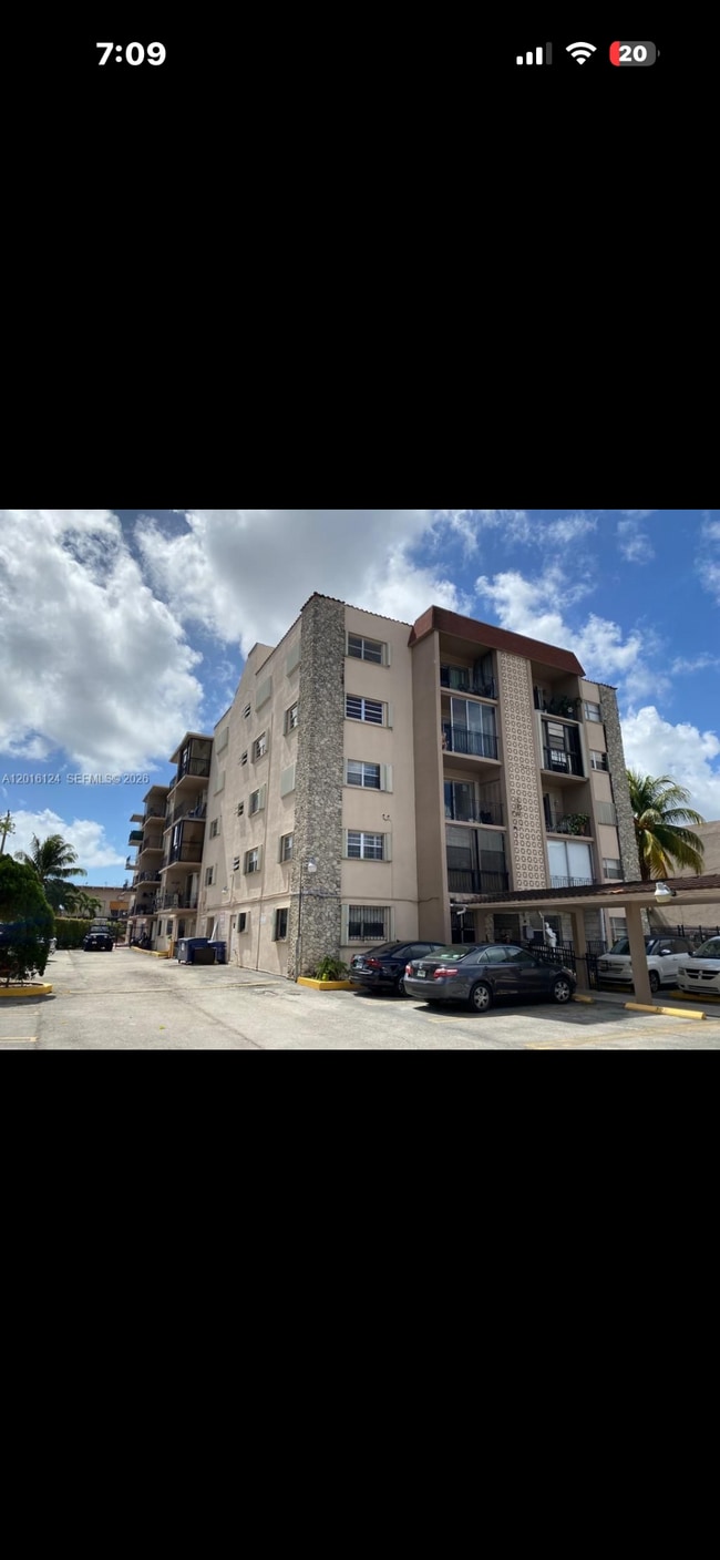 Building Photo - 3640 NW 9th St