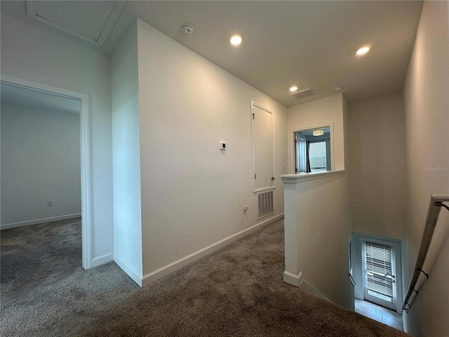 Building Photo - 2989 Howley Aly
