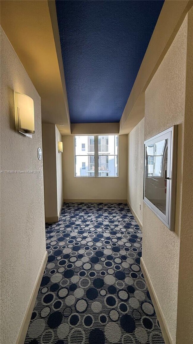 Building Photo - 1830 Radius Dr
