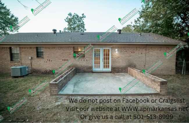 Building Photo - 2023 Simms St