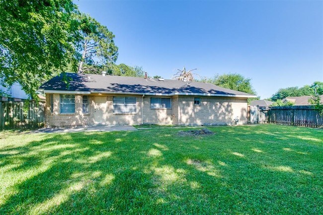 Building Photo - 2503 Knoll St