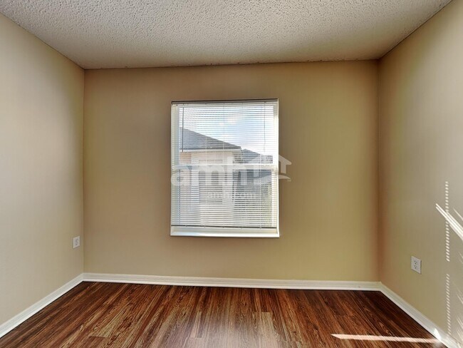 Building Photo - 9448 Candice Ct