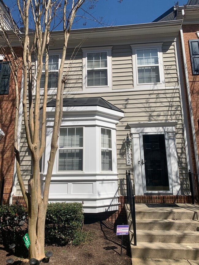 Building Photo - 5552 Lanier Ave