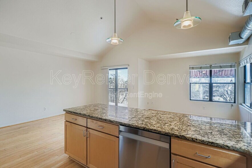 Building Photo - 3025 Tejon St