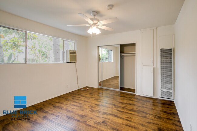 Building Photo - 426 Rexford Dr