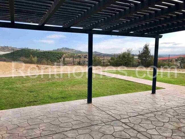 Building Photo - 5539 Alexandrine Ct