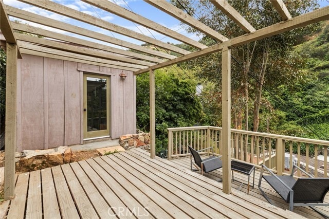 Building Photo - 721 Country Club Dr